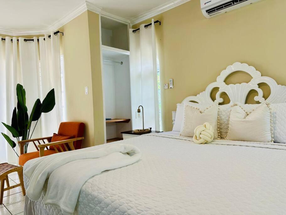 Falcon Islandview - Airport Pickup Available - 24Security Montego Bay Exteriér fotografie